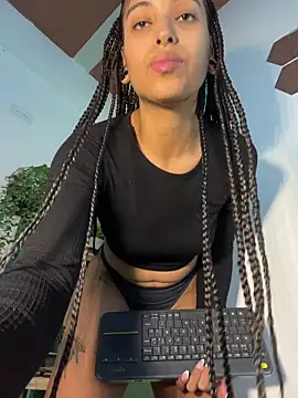 LollaByer online show from March 13, 2026, 10:49 pm