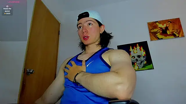 AngelBennet  online show from February 16, 2026, 10:50 pm