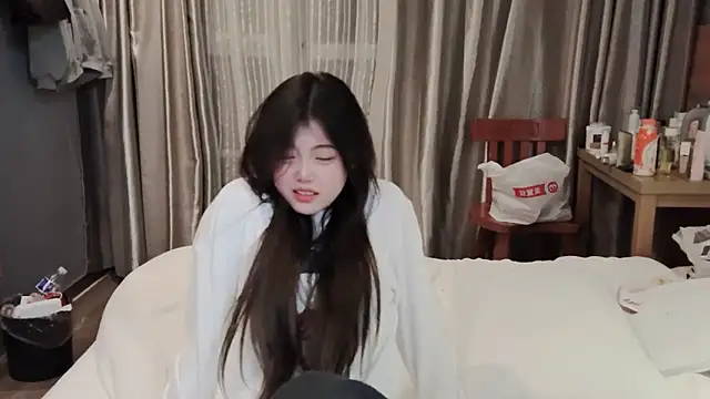 yangyang-1115 online show from February 16, 2025, 4:53 pm