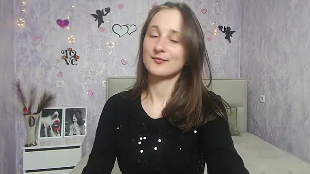 MichelLeee online show from March 12, 2025, 12:04 pm