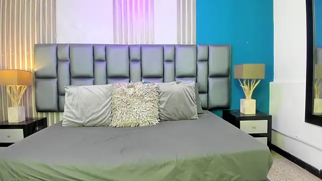 Snapshot of AshleyHill2 chatting on February 22, 2025, 3:56 am AshleyHill2 online show from February 22, 2025, 3:56 am