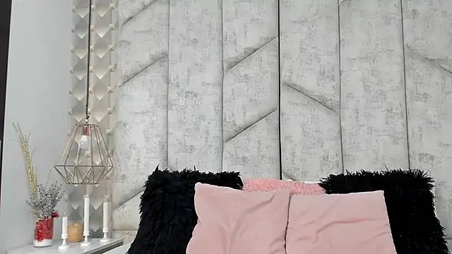 Snapshot of AshleyHill2 chatting on December 22, 2025, 3:36 am AshleyHill2 online show from December 22, 2025, 3:36 am