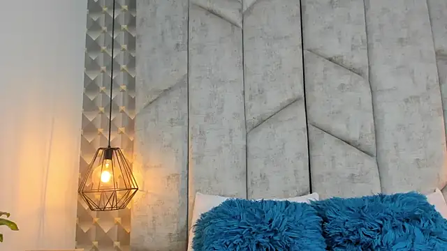 Snapshot of AshleyHill2 chatting on February 26, 2026, 2:21 am AshleyHill2 online show from February 26, 2026, 2:21 am