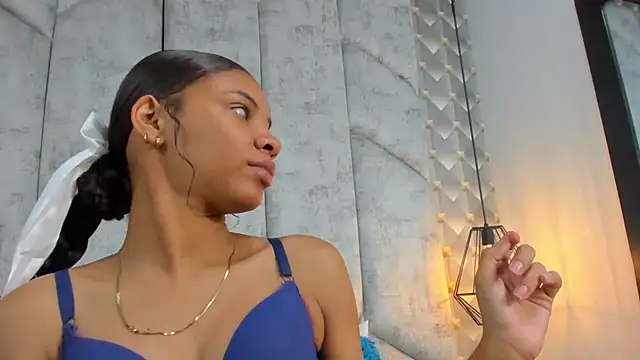 Snapshot of AshleyHill2 chatting on March 3, 2026, 2:28 am AshleyHill2 online show from March 3, 2026, 2:28 am