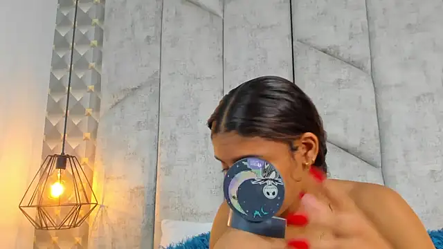 Snapshot of AshleyHill2 chatting on March 10, 2026, 4:50 am AshleyHill2 online show from March 10, 2026, 4:50 am