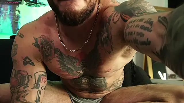 DimitriSullivan  online show from March 21, 2025, 8:50 am