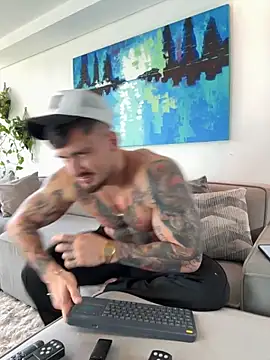 DimitriSullivan  online show from September 27, 2025, 9:31 pm