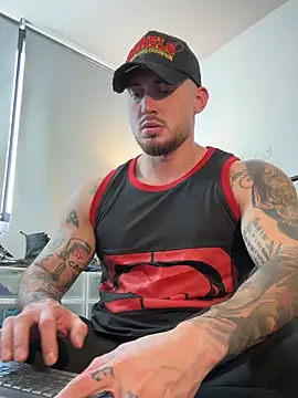 DimitriSullivan  online show from July 11, 2026, 9:16 pm