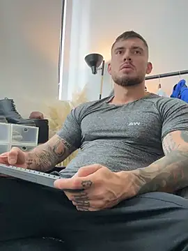 DimitriSullivan  online show from July 20, 2026, 2:30 pm
