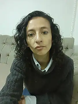 Snapshot of AriannaRussell_ chatting on June 19, 2026, 12:42 pm AriannaRussell online show from June 19, 2026, 12:42 pm