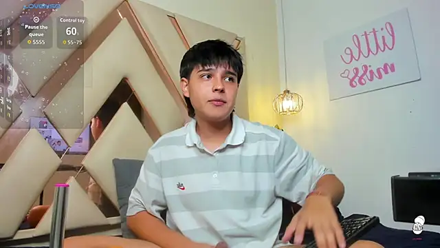 AndrewPherson online show from September 23, 2025, 1:14 pm