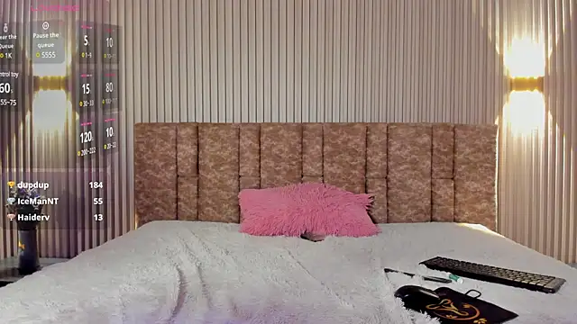 tiffany johnson11 online show from February 14, 2025, 9:13 am