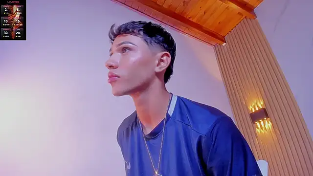 im sebaslopez online show from February 26, 2025, 3:42 am