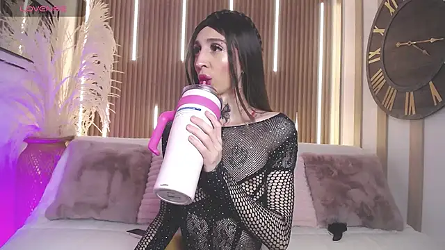 Snapshot of Aniie_Doll chatting on September 21, 2025, 9:16 pm Aniie Doll online show from September 21, 2025, 9:16 pm