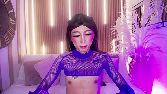 Snapshot of Aniie_Doll chatting on November 7, 2025, 8:20 pm Aniie Doll online show from November 7, 2025, 8:20 pm