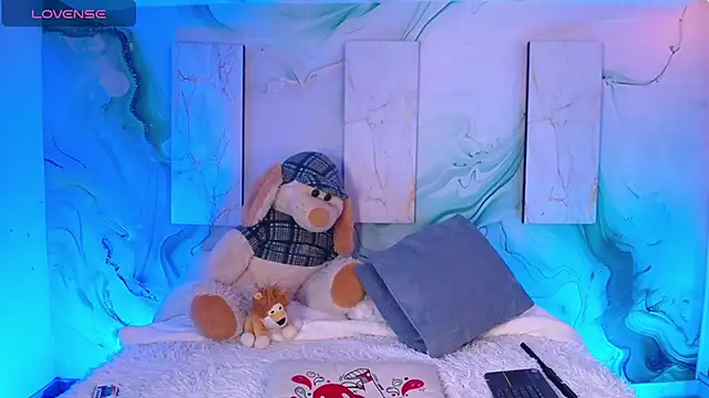 Aniie Doll online show from July 7, 2026, 8:24 pm