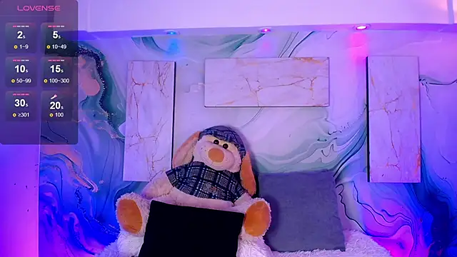 Aniie Doll online show from July 28, 2026, 8:12 pm