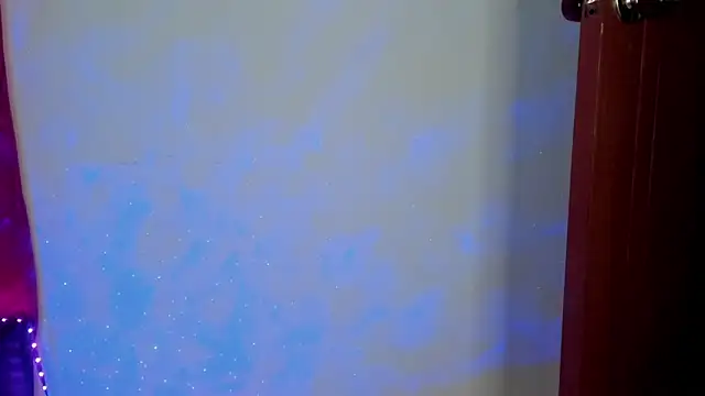 Snapshot of male_couper chatting on March 13, 2025, 12:46 pm male couper online show from March 13, 2025, 12:46 pm