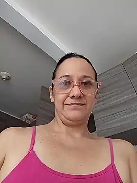 Snapshot of nicolle_milf1978 chatting on June 5, 2026, 2:23 pm nicolle milf1978 online show from June 5, 2026, 2:23 pm