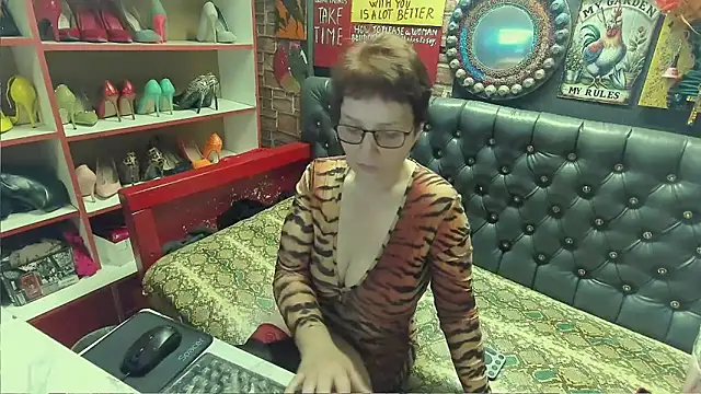 Lily4yourfun online show from May 2, 2026, 6:07 am