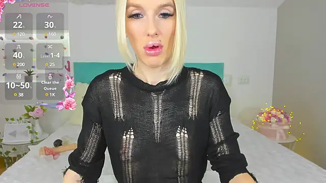 Snapshot of Lana_kitty__ chatting on February 25, 2025, 9:24 pm Lana kitty online show from February 25, 2025, 9:24 pm