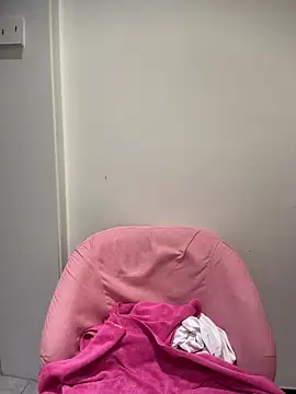 Selenaaaaa- online show from March 8, 2026, 4:38 am