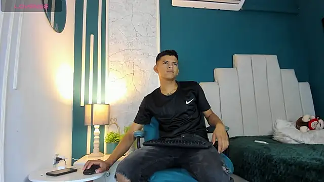 Jeffry wolvess online show from February 27, 2025, 12:34 pm