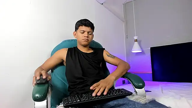 Jeffry wolvess online show from March 15, 2026, 12:11 pm