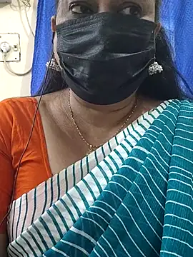 Snapshot of rekha_naier chatting on June 14, 2026, 9:22 am rekha naier online show from June 14, 2026, 9:22 am
