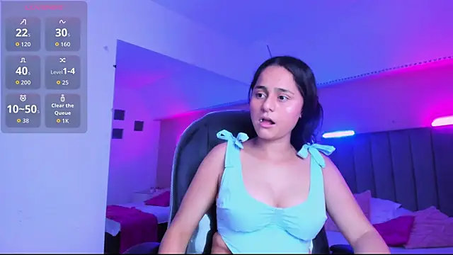 Snapshot of Giselle_Roldan chatting on July 16, 2026, 1:44 am Giselle Roldan online show from July 16, 2026, 1:44 am