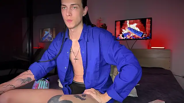 Den BlueXx online show from July 12, 2026, 9:50 pm