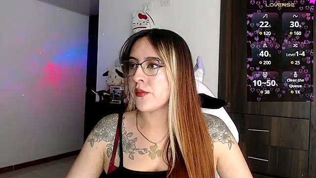 SarahXRusso online show from December 9, 2024, 1:40 am