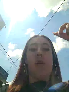 SarahXRusso online show from February 7, 2025, 4:24 pm