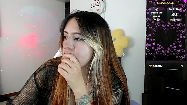 SarahXRusso online show from February 25, 2025, 10:07 pm