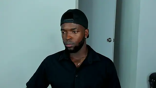 Snapshot of Dylan_Taylor chatting on September 15, 2025, 4:12 am Dylan Taylor online show from September 15, 2025, 4:12 am