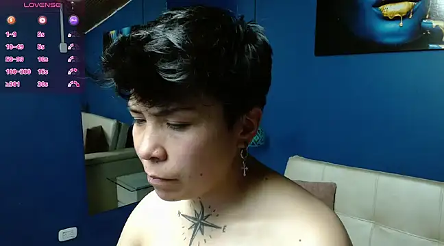 Snapshot of nato_evans chatting on December 17, 2024, 10:11 pm nato evans online show from December 17, 2024, 10:11 pm