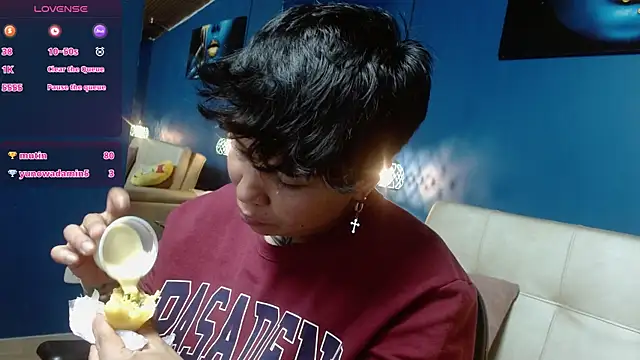 Snapshot of nato_evans chatting on December 19, 2024, 12:45 am nato evans online show from December 19, 2024, 12:45 am