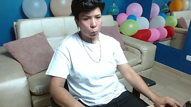 Snapshot of nato_evans chatting on February 3, 2025, 7:42 pm nato evans online show from February 3, 2025, 7:42 pm