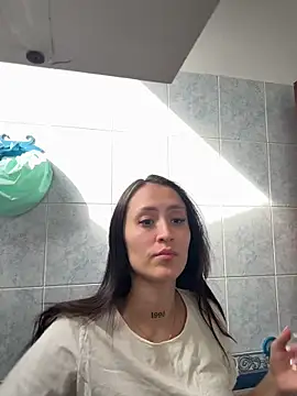 Snapshot of ellie_mcdonald chatting on May 15, 2026, 8:38 pm ellie mcdonald online show from May 15, 2026, 8:38 pm