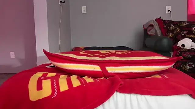 Snapshot of skarfosbabes69 chatting on September 18, 2025, 8:44 pm skarfosbabes69 online show from September 18, 2025, 8:44 pm