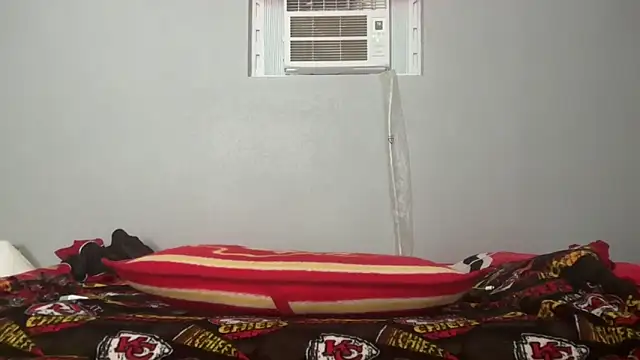 Snapshot of skarfosbabes69 chatting on October 1, 2025, 12:16 am skarfosbabes69 online show from October 1, 2025, 12:16 am