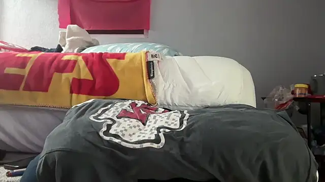 Snapshot of skarfosbabes69 chatting on October 21, 2025, 1:39 am skarfosbabes69 online show from October 21, 2025, 1:39 am