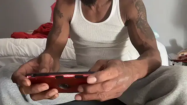 Snapshot of skarfosbabes69 chatting on October 26, 2025, 10:25 pm skarfosbabes69 online show from October 26, 2025, 10:25 pm