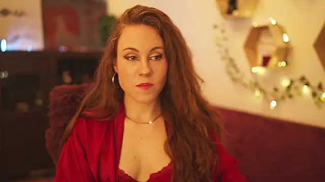 Berberis  Silene online show from December 23, 2024, 7:41 pm