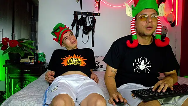 Snapshot of Nymphobuddies chatting on December 21, 2024, 3:14 am Nymphobuddies online show from December 21, 2024, 3:14 am