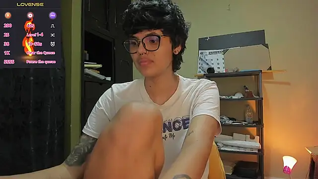 Snapshot of gooddess_isis chatting on December 23, 2024, 8:44 am gooddess isis online show from December 23, 2024, 8:44 am