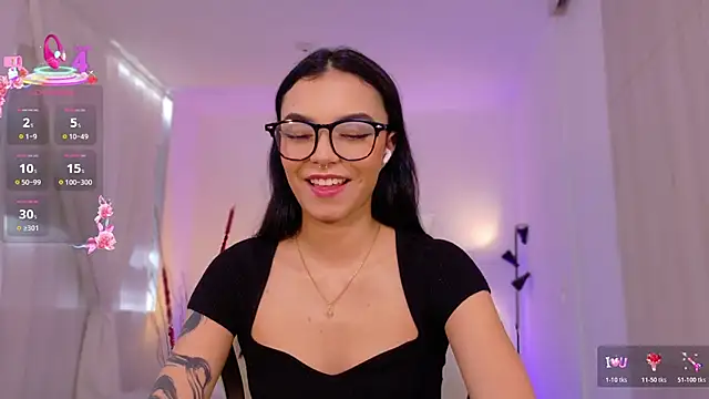 AnabelWolf online show from October 17, 2025, 3:47 pm