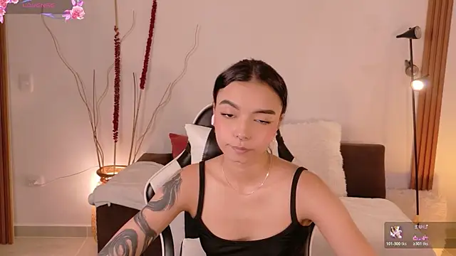 AnabelWolf online show from July 28, 2026, 7:39 pm
