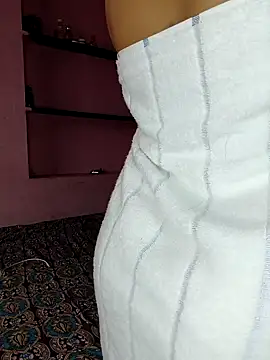 Snapshot of Tamil_Shalini_Lustyy chatting on October 16, 2025, 4:24 am Tamil Shalini Lustyy online show from October 16, 2025, 4:24 am