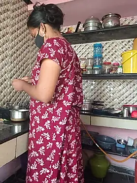 Snapshot of Tamil_Shalini_Lustyy chatting on October 23, 2025, 2:33 am Tamil Shalini Lustyy online show from October 23, 2025, 2:33 am